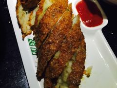 -叹鱼风尚烤鱼餐厅