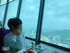 -亚洲国际大酒店·云顶阁旋转自助餐厅