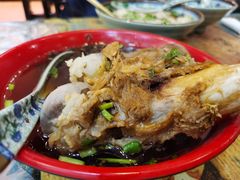 棒子骨-老谢野馄饨(延安路店)