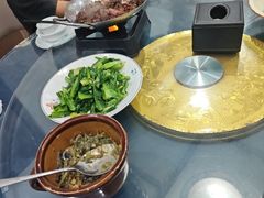-湖南人家湘菜馆(镇江路店)