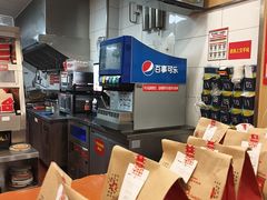 -塔斯汀中国汉堡(白云京溪地铁站店)