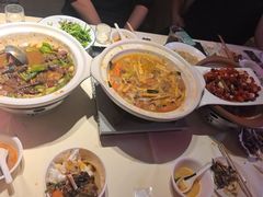 -霄汉牛三鲜湖北砂锅菜(万松园2店)