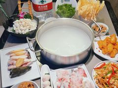 -淘米捞·米汤脆鲩鱼火锅(福田皇岗店)