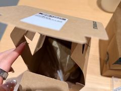 -星巴克臻选(上海中环广场2F店)