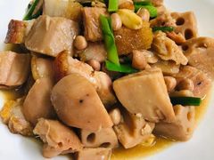 莲藕焖猪肉-烧鹅妹饭店