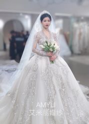 -艾米丽婚纱礼服