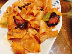 野生竹耳炒肉-禾悟农·农家私房菜