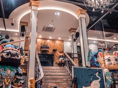 -more than meow吴止猫主题餐厅(承德 中船汇店)