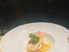 橄榄油慢煮海鲈鱼-Le Comptoir de Pierre Gagnaire