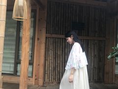 -乐领拈花溪·林涧食韵
