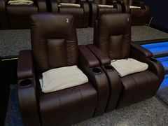 -万象影城演出厅-深圳前海店