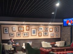 -上海锦江汤臣洲际大酒店柒酒廊