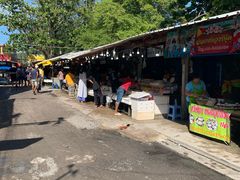 -拉威海鲜市场