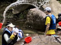 -安吉龙王山峡谷漂流