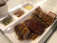-新大咀港式茶餐厅(宝山万达店)