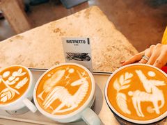 -Roast8ry Coffee Lab