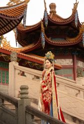 点击看大图 -挪娅婚纱摄影皇家会所