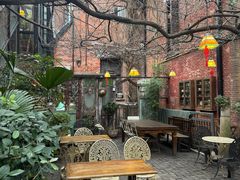 -古董花园(思南路42弄小区店)