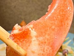 -雍容荟帝王蟹活龙虾展台自助(IFS黑金店)
