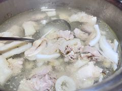 -喃喃椰·糟粕醋·椰子鸡火锅(七堡花园店)