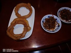 豆汁配焦圈-北平楼·烤鸭·北京菜(牡丹园店)