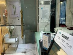 -福奈特洗衣·洗鞋·奢侈品护理(环球港店)