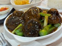 冬菇扒生菜-喜莲咖啡