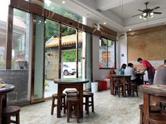 大堂-周大娘牛乳(旧寨古村总店)