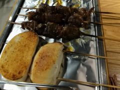 -烤满分·东北烧烤(首经贸店)