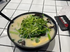 -肥汁米蘭香港米线(长宁来福士店)