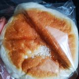 店里还专门有一款只有冰面包皮的「浮云包」