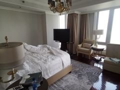 -广州富力丽思卡尔顿酒店