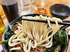 -丽虹云南过桥米线(兴工街店)