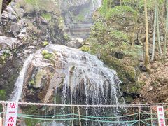 -藏龙百瀑风景区