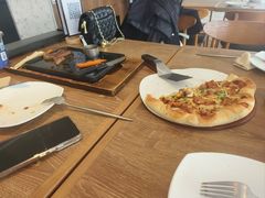 -必胜客(巴沟店)