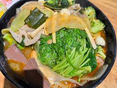 -万记麻辣烫国展总店