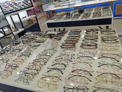 -三叶眼镜城·好视力眼镜店