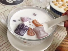 -周大娘牛乳(旧寨古村总店)