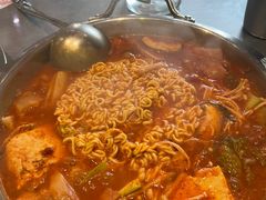 -山·烤辣鸡韩国料理(西溪路店)
