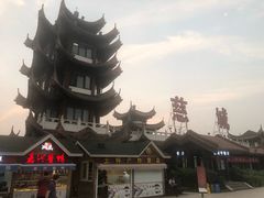 -慈城服务区-停车场