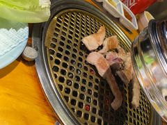 -唯成•韩国炭火烤肉 유성고기