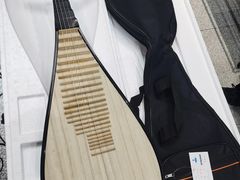 -海音琴行雅马哈钢琴·海伦·施特劳斯(金沙店)