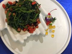 -皇冠明珠鱼翅楼(水上公园店)