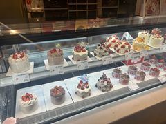-花花卷卷·鲜食蛋糕(静安久光百货店)