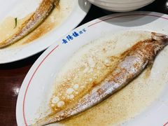 刀鱼馄饨-老半斋(福州路店)