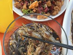 -丹水桥地锅鱼·翘嘴鲌·地方特色全鱼宴(丹江口大坝店)