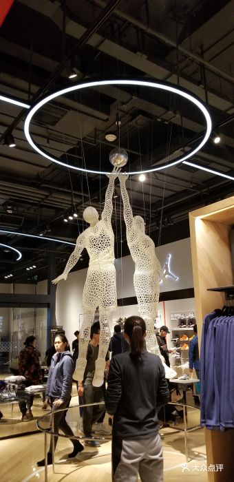 nike(欧美汇篮球体验店)图片 - 第1张