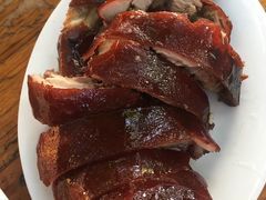 -黄记四更烤乳猪店