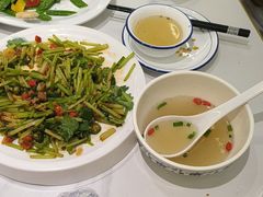 -民族手抓羊肉馆·滩羊手抓·烤全羊