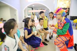 -BabyMonster小怪兽亲子派对·餐厅乐园(金月湾店)